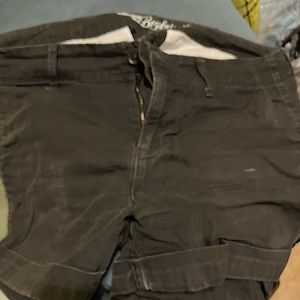 Weathered old navy boyfriend shorts